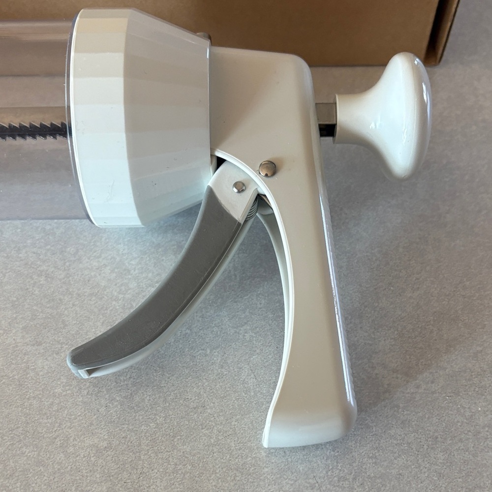 Pampered Chef Cookie Press Like New Condition - Picture 5 of 10